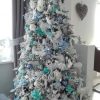 Ozdobený biely vianočný stromček 3D Smrek Kráľovský 210cm