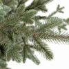 Detail vetvičky vianočného stromčeka FULL 3D Smrek Pichľavý má zelené ihličie