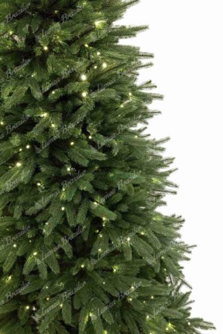 Detaliu al bradului artificial de Crăciun FULL 3D Molid Californian LED, Are crengi de culoare verde naturală